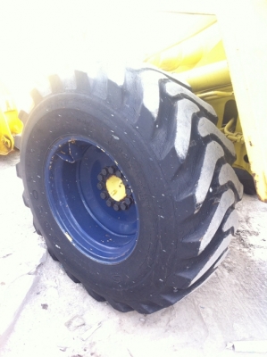 นำเข้าเครื่องจักรกลหนักมือ 2 จากต่างประเทศ Tel.098-858-5524 สามภพ ครับ