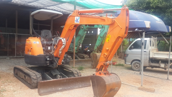 ขายด่วนรถขุดเล็ก HITACHI ZAXIS 35U รถนอกแท้ สภาพสวยมาก