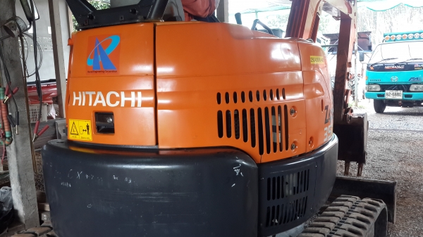 ขายด่วนรถขุดเล็ก HITACHI ZAXIS 35U รถนอกแท้ สภาพสวยมาก