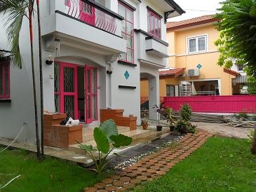 ขายบ้านเดี่ยวพร้อมอยู่โครงการดังติดบีทีเอสห้างเซ็ลทรัล ขายบ้านเดี่ยวพร้อมอยู่โครงการดังติดบีทีเอสห้างเซ็ลทรัล