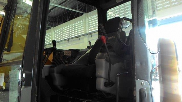 PC128US-2E1 Komutsu รถเก่าญี่ปุ่น ไม่เคยใช้งานในไทย สภาพสวย พร้อมใช้งาน