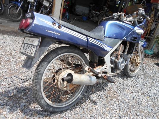 วี อา 150 สภาพดีเครื่องแห้ง ๆ ลดไปเลย 3800 ครับ