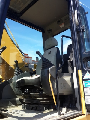 320D Caterpiller  แมวตัวใหญ่จากญี่ปุ่น ไม่เคยใช้งานในไทย