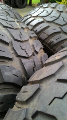 ขาย ยางMud 34 R 16 สวยๆ ครับ ขาย ยางMud 34 R 16 สวยๆ ครับ