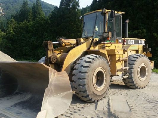 950F # 4DJ02413 : รถตักล้อยาง แคต สต๊อกรอนำเข้าจากญี่ปุ่น โทร.กุ้ง:0813062283