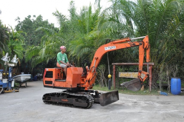 ลดกระหน่ำ!!ขายแบคโฮ IHI PC30 เดิมจากญี่ปุ่น ทำงานสมบูรณ์ทุกระบบ รับรองไม่ผิดหวัง 95,000 เท่านั้น!!