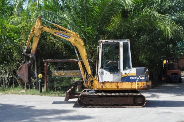 ขายแบคโฮ KOMATSU PC40-6 หัวเก๋งครบๆ สวยเดิมจากญี่ปุ่น ทำงานสมบูรณ์ทุกระบบ รับรองไม่ผิดหวัง 340,000 เท่านั้น!!