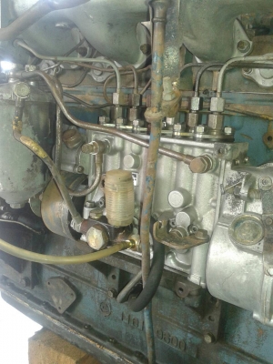 ชายเครื่องนิสสัน PD-T230 แรงม้า เครื่องติดดีมาก