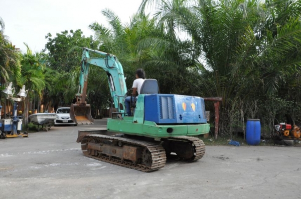 ลดกระหน่ำ!!ขายแบคโฮ KUBOTA KH45เท่า สวยเดิมจากญี่ปุ่น ทำงานสมบูรณ์ทุกระบบ รับรองไม่ผิดหวัง 230,000 เท่านั้น!!