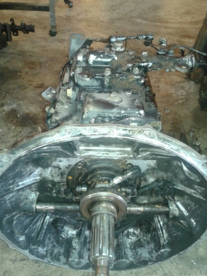 ขายเกียร์ร็อคกี้ 6HK1เกียร์ดี สภาพสวย