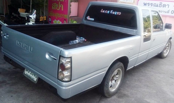 ขายได้ขาย ISUZU TFR มังกรทอง SPACE CAB ปี92 ขายได้ขาย ISUZU TFR มังกรทอง SPACE CAB ปี92