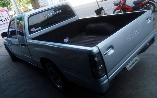 ขายได้ขาย ISUZU TFR มังกรทอง SPACE CAB ปี92 ขายได้ขาย ISUZU TFR มังกรทอง SPACE CAB ปี92