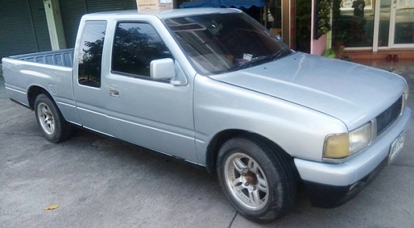 ขายได้ขาย ISUZU TFR มังกรทอง SPACE CAB ปี92 ขายได้ขาย ISUZU TFR มังกรทอง SPACE CAB ปี92