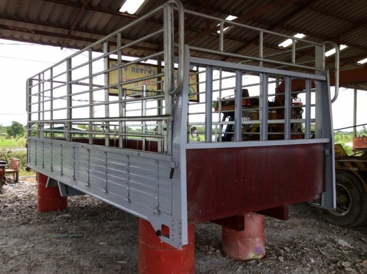 ขายกระบะคาโก้รถ 6 ล้อ คอกสูงพื้นไม้ ขายกระบะคาโก้รถ 6 ล้อ คอกสูงพื้นไม้