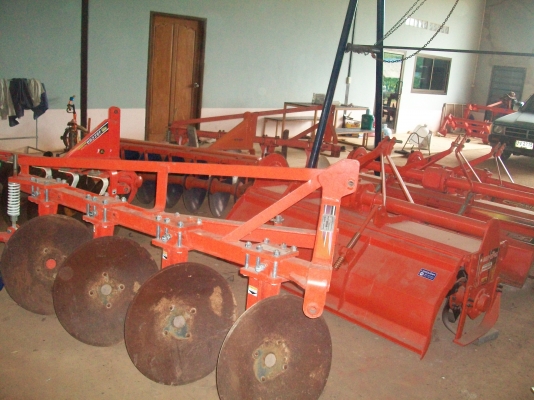 ขายอุปกรณ์ติดรถไถมือสองหลายรายการ