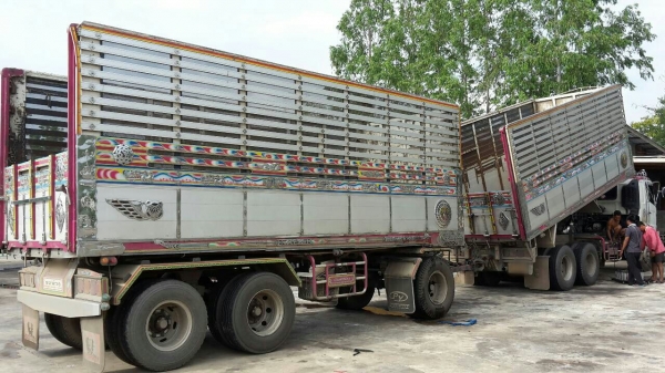 ขายดาวน์รถพ่วง 22 ล้อ แม่.ลูก กระบะเนียมคอกเกษตรดั้ม อู่.เบิ่ม HINO 380 ปี.54 ขายดาวน์ 550000 สนใจลองคุยกันครับ