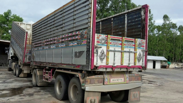 ขายดาวน์รถพ่วง 22 ล้อ แม่.ลูก กระบะเนียมคอกเกษตรดั้ม อู่.เบิ่ม HINO 380 ปี.54 ขายดาวน์ 550000 สนใจลองคุยกันครับ