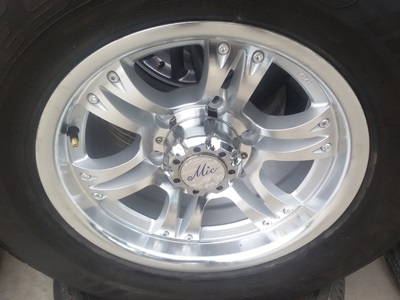 ขายล้อขอบ15 6รูMICHIKAWA หน้า7.5 ยาง235/75/15  4 ล้อ