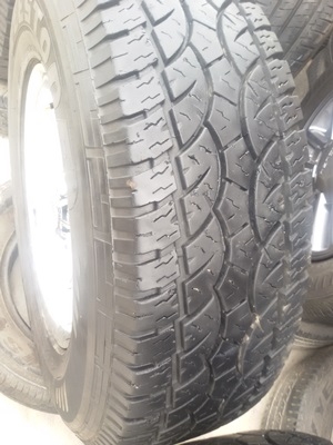 ขายล้อขอบ15 6รูMICHIKAWA หน้า7.5 ยาง235/75/15  4 ล้อ