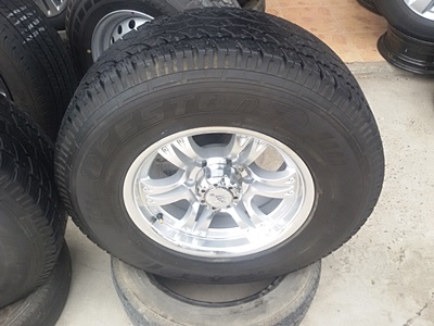 ขายล้อขอบ15 6รูMICHIKAWA หน้า7.5 ยาง235/75/15  4 ล้อ