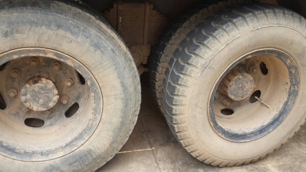 ขายด่วนหางปลาเพลาเดียวขึ้นรถเกี่ยวทะเบียนพร้อมทะเบียนท้ายลาดราคาเบาๆโทร0843923995 ขายด่วนหางปลาเพลาเดียวขึ้นรถเกี่ยวทะเบียนพร้อมทะเบียนท้ายลาดราคาเบาๆโทร0843923995