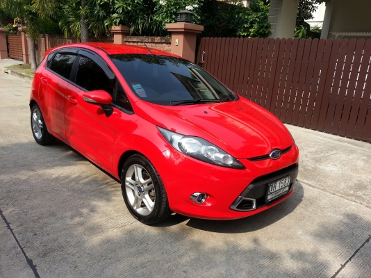 ขายด่วน ford fiesta 1.6s top สุด ใมล์ 15xxx ขายด่วน ford fiesta 1.6s top สุด ใมล์ 15xxx