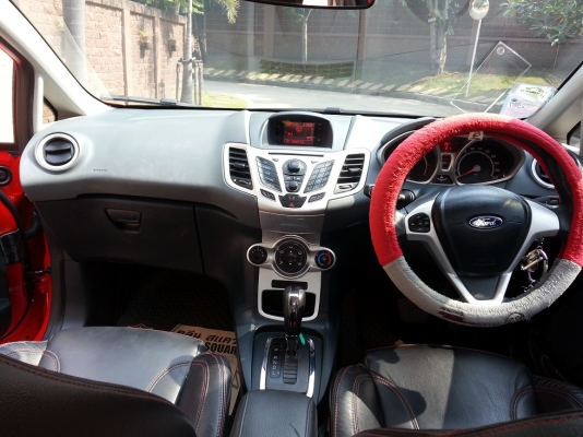 ขายด่วน ford fiesta 1.6s top สุด ใมล์ 15xxx ขายด่วน ford fiesta 1.6s top สุด ใมล์ 15xxx