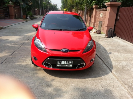 ขายด่วน ford fiesta 1.6s top สุด ใมล์ 15xxx