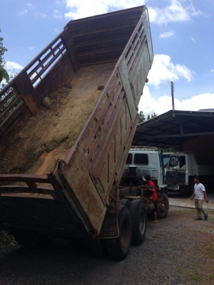 ขายแล้วครับ (ลูกค้าจะมารับรถ15 สค.) อีซู FVZ195แรง 2เพา รถห้างแท้ สภาพดีพร้อมใช้งาน ทะเบียนพร้อมโอน ราคา780,000บ ต่อรองได้