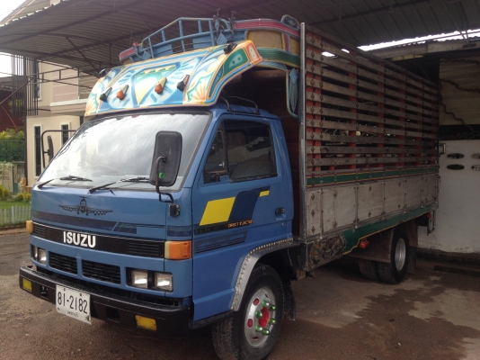 ขายNPR59LU เครื่อง4BE รถห้างแท้ เครื่องดี คัทซีสวยหัวเดิม กระบะไม้มะค่าอย่างดีแข็งแรง