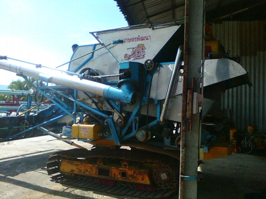 ขายรถเกี่ยว เกษตรพัฒนา รุ้น ปลดหนี้ สภาพพร้อมใช้งาน