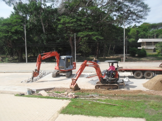 รถขุดพิจิตร pc120 60 ,30 20พร้อมหัวเจาะกะแทก(หัวแย็ก) ในพื้นที่จังหวัดพิจิตร พิษณุโลก สุโขทัย นครสวรรค์ กำแพงเพชร รถขุดพิจิตร pc120 60 ,30 20พร้อมหัวเจาะกะแทก(หัวแย็ก) ในพื้นที่จังหวัดพิจิตร พิษณุโลก สุโขทัย นครสวรรค์ กำแพงเพชร