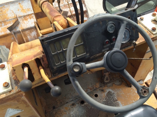 Komatsu 510 Serial 14983 อยากขายตัดครับ นำเข้าจากญี่ปุ่น ไม่แพง