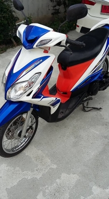 ขาย Honda click 125 ตัว combi brake ตัวท็อป สีแดง ล้อแม็กแท้ รถเดิมๆ รถวิ่งใช้งานปกติ ทะเบียนไม่ขาดต่อ เล่ม พรบ.พร้อมชุดโอนลอย ดูรถได้ที่ ถนนสรงประภา ดอนเมือง กรุงเทพฯ ราคา 25800 ต่อรองได้ครับ เบอ 0891123302 line progress7109 โทนัดล่วงหน้านะครับเพราะทำงาน