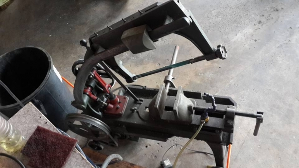 เครื่องเลื่อยชัก 16" ไฟบ้าน สภาพใช้งาน 8500 บาท เครื่องเลื่อยชัก 16" ไฟบ้าน สภาพใช้งาน 8500 บาท