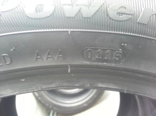 ขายยาง 215/50. ขอบ17 ปี14 ปี15 ขายยาง 215/50. ขอบ17 ปี14 ปี15