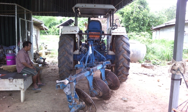 ขาย428000 FORD7610  จากนอกมือเดียว เล่มทะเบียน+ผาน3 CMT