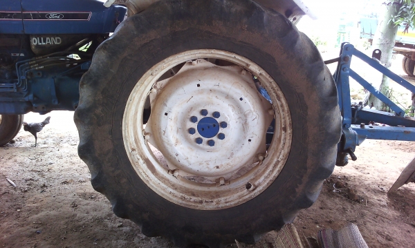 ขาย428000 FORD7610  จากนอกมือเดียว เล่มทะเบียน+ผาน3 CMT