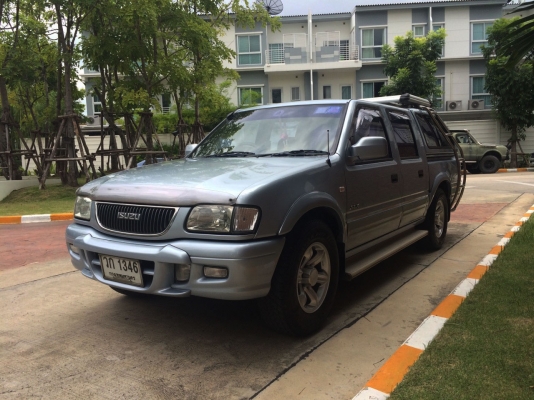 ขายครับ Isuzu 3.0SLX Turbo รถบ้านมือเดียวป้ายแดง สภาพนางฟ้าสวยเดิมสุดๆครับ ขายครับ Isuzu 3.0SLX Turbo รถบ้านมือเดียวป้ายแดง สภาพนางฟ้าสวยเดิมสุดๆครับ