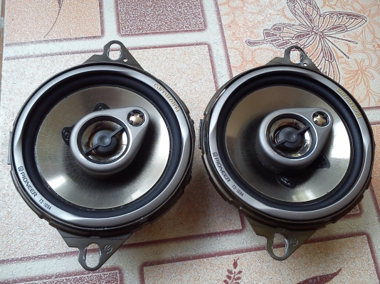 ดอกลำโพง Pioneer รุ่น TS-109A ขนาด4นิ้ว 3ทาง