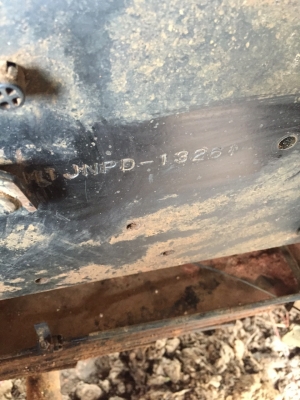 รถฮีโน่ 10 ล้อ  ท้ายลาด  220  แรงม้า. ปี 49   (  มีขาย 2 คัน.  )    สนใจติดต่อ  081 - 6079515