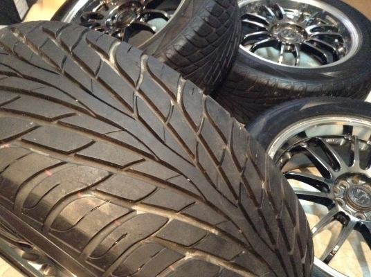 ขายยาง Maxxis 235/55/18 ปี 11 ดอกเต็มๆเนื้อยางนิ่มๆ