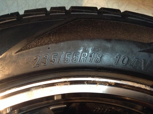 ขายยาง Maxxis 235/55/18 ปี 11 ดอกเต็มๆเนื้อยางนิ่มๆ ขายยาง Maxxis 235/55/18 ปี 11 ดอกเต็มๆเนื้อยางนิ่มๆ