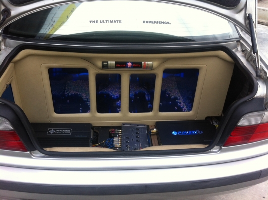 BMW E36 สวยใสเงางามเดิมๆชุดแต่งMเครื่องเสียงชุดใหญ่138000 BMW E36 สวยใสเงางามเดิมๆชุดแต่งMเครื่องเสียงชุดใหญ่138000