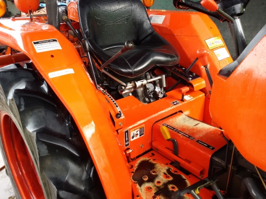 ปัญญาแทรคเตอร์ จัดให้ครับ คูโบต้าL2808 ใบมีดคานบนSD140 พร้อมโรตาลี่160!!!สภาพเดิมๆสวยๆ!!! จัดส่ง จ.ลำปาง