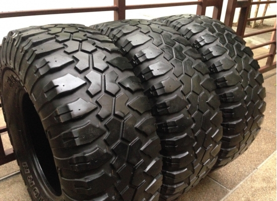 ยาง Mud Maxxis 33 12.5 R15 จำนวน 3เส้น ยาง Mud Maxxis 33 12.5 R15 จำนวน 3เส้น