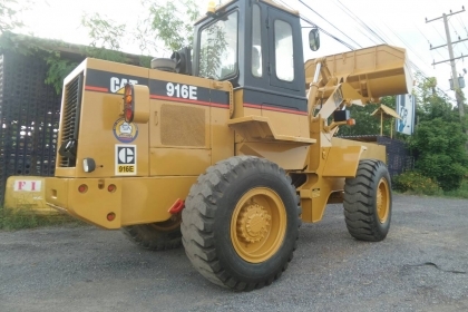 รถตักล้อยาง CAT916E สภาพเก่านอกพร้อมใช้งาน รถตักล้อยาง CAT916E สภาพเก่านอกพร้อมใช้งาน