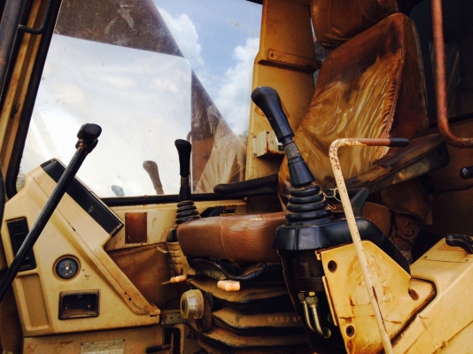 ขายด่วนรถแบคโฮCAT320เวอรทูรถสวยไฟฟ้าครบมีเล่มทะเบืยน