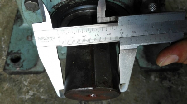 ====== Sold Out!! ====== มอเตอร์เกียร์ Sumitomo Cyclo Drive 2 HP. มีเบรคในตัว ไฟ 380 V.อัตราทด 1:59 วิ่งเงียบ โทร 089-2499-123 นครปฐม