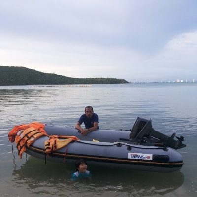 ขายเรือยางท้องไฟเบอร์  พร้อมเครื่องซูซูกิ9.9แรง